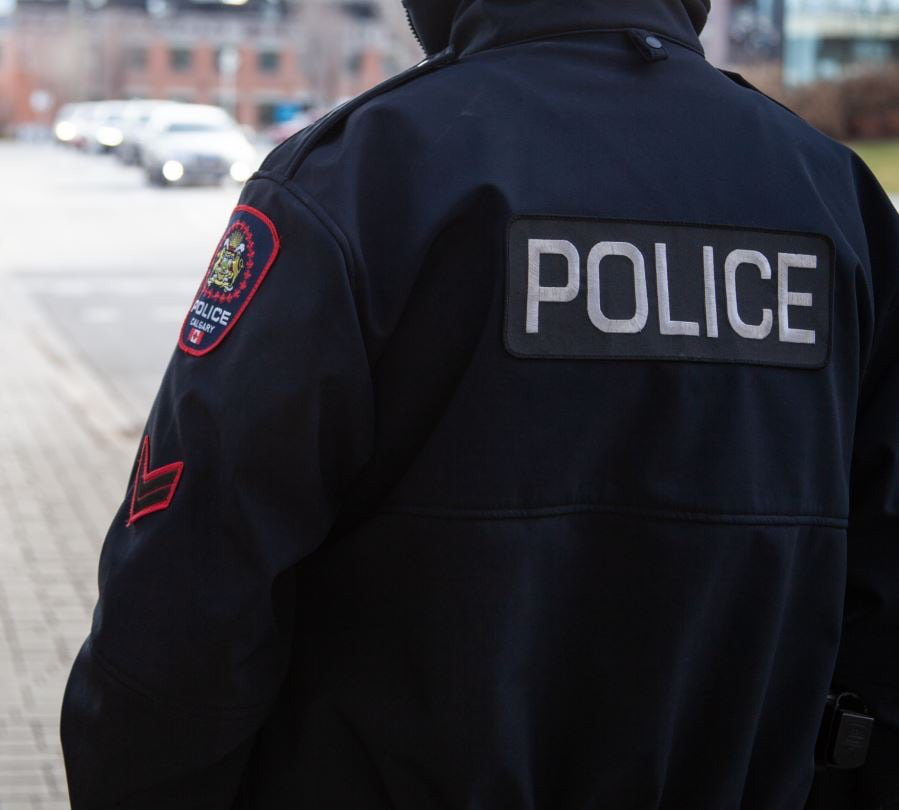 Calgary Police Arrest Pastor, invoking Covid while crime spikes - Vimarsana News